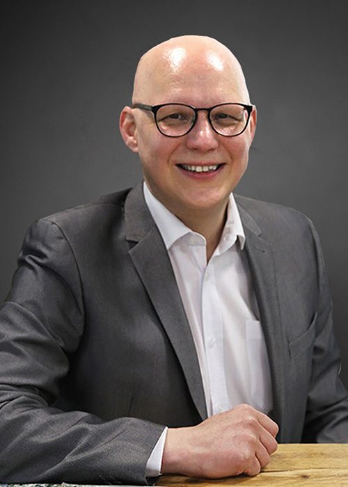 anthony baines headshot